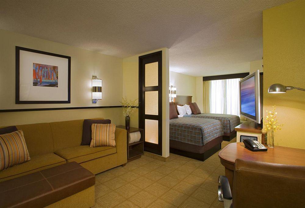 Hyatt Place Лексингтон Номер фото